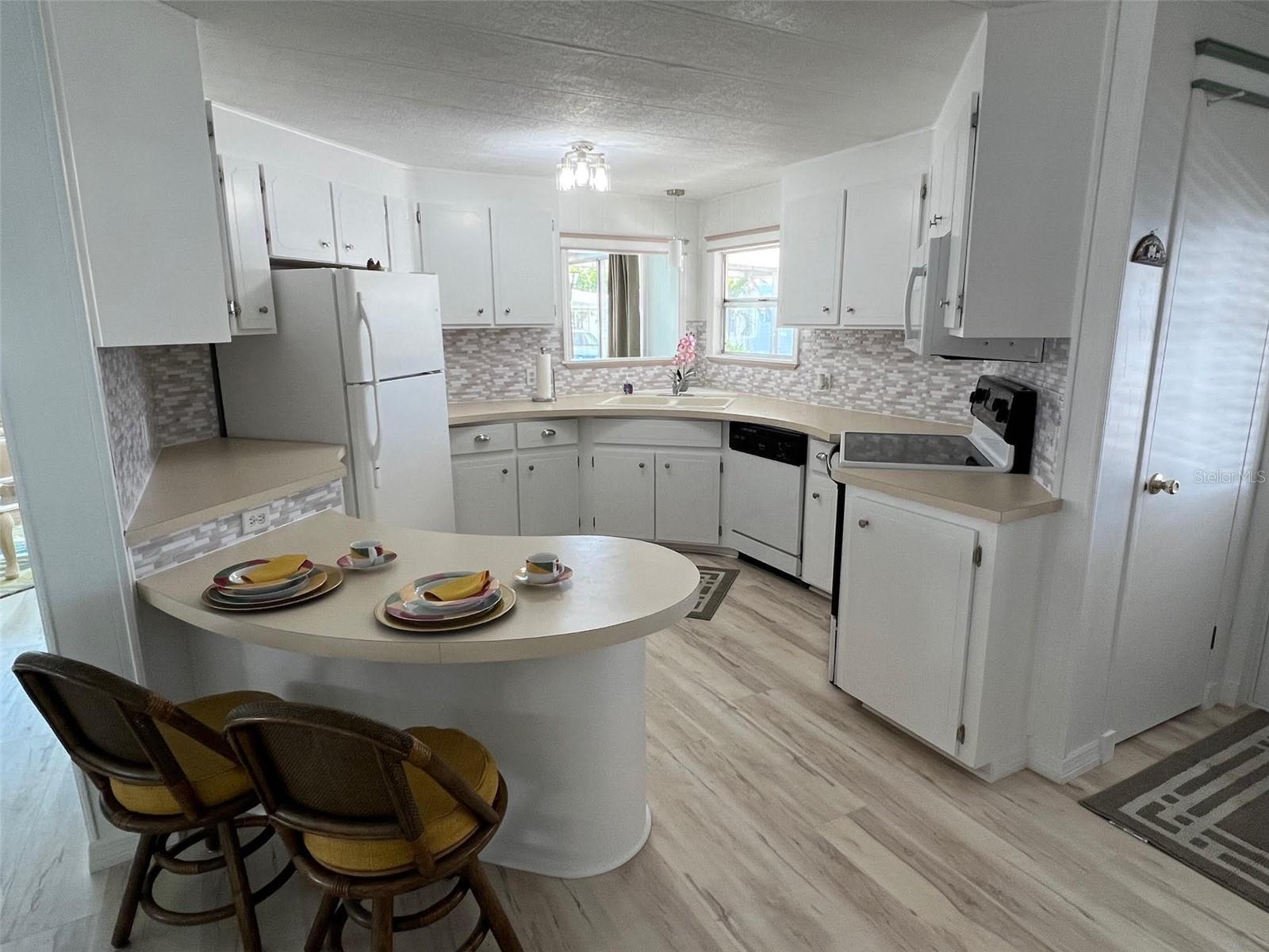 778 ROYAL PALM CIR, LARGO, FL, 33778