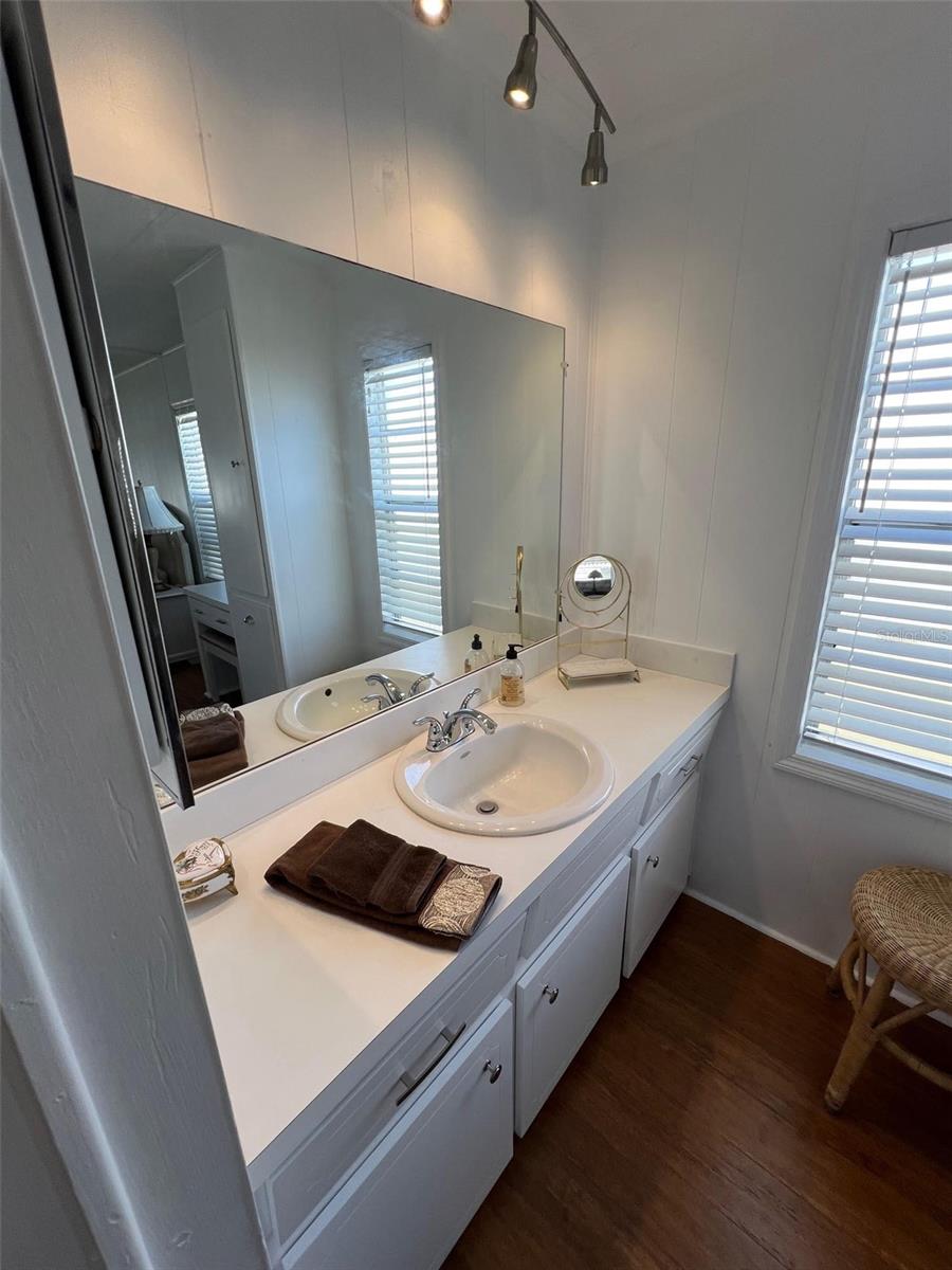 778 ROYAL PALM CIR, LARGO, FL, 33778