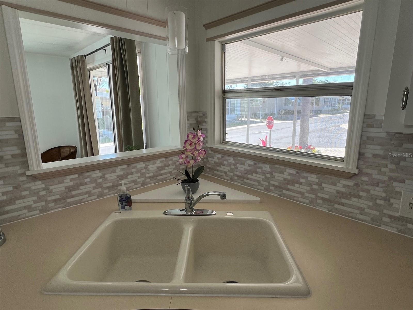 778 ROYAL PALM CIR, LARGO, FL, 33778