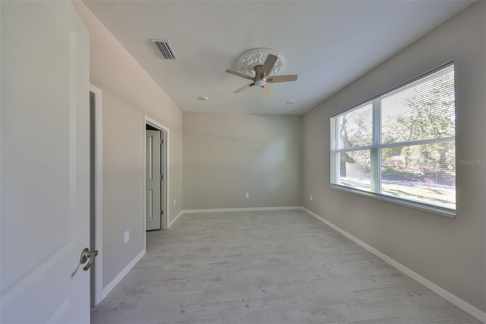 2807 W GRANFIELD AVE, PLANT CITY, FL, 33563