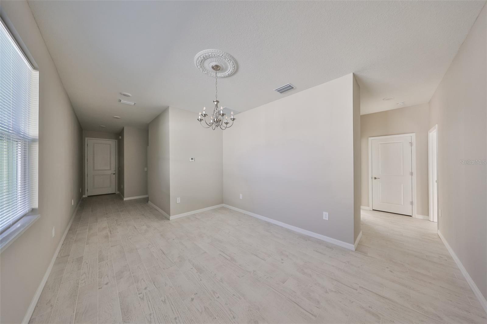 2807 W GRANFIELD AVE, PLANT CITY, FL, 33563