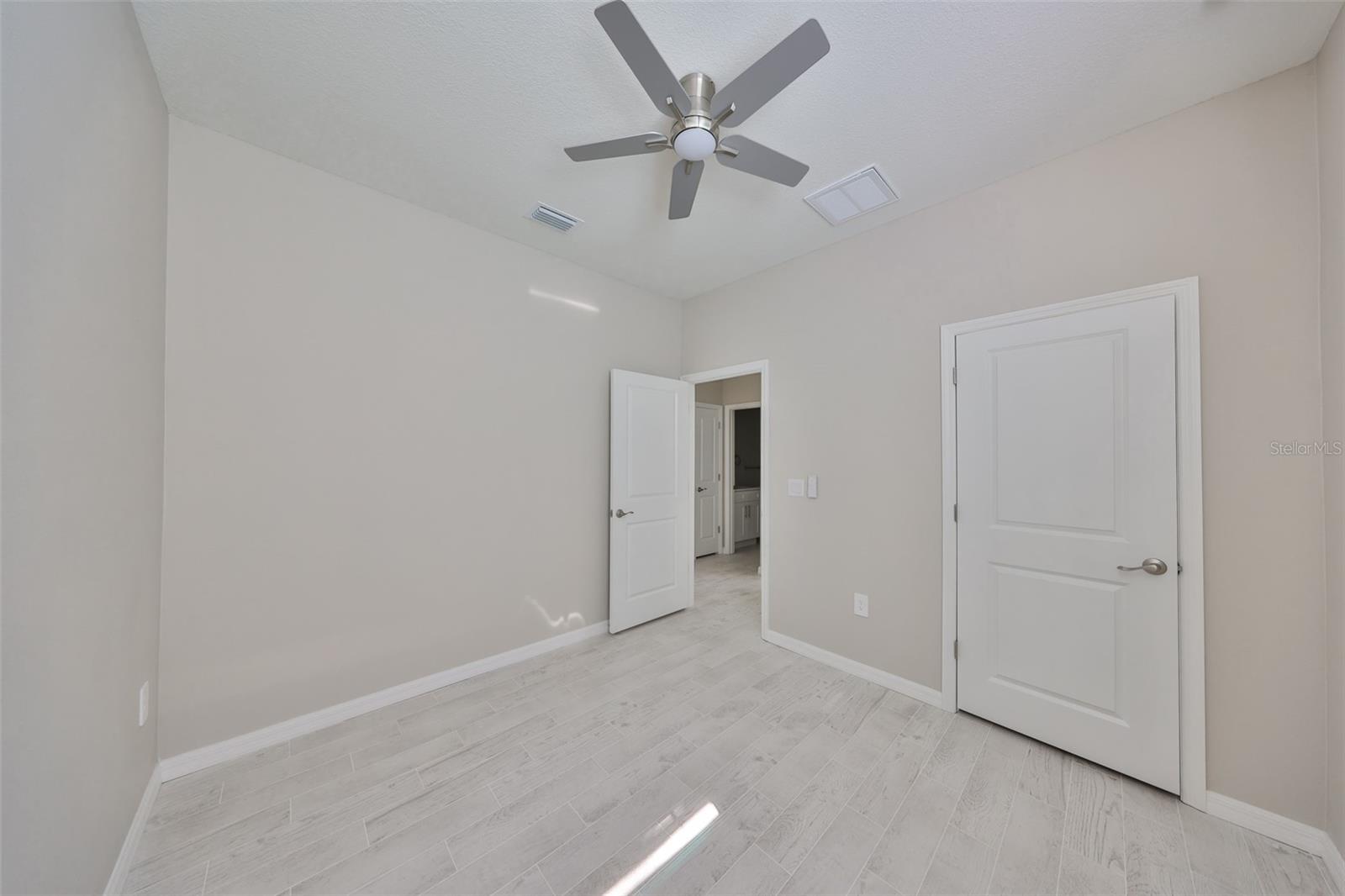 2807 W GRANFIELD AVE, PLANT CITY, FL, 33563