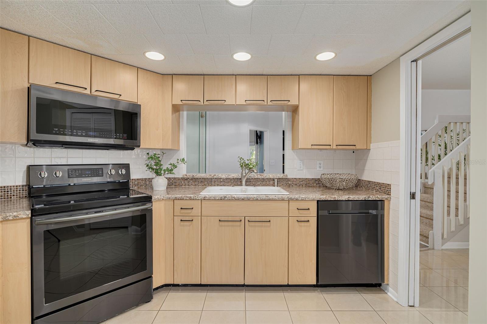 1955 GEORGIA CIR N, CLEARWATER, FL, 33760