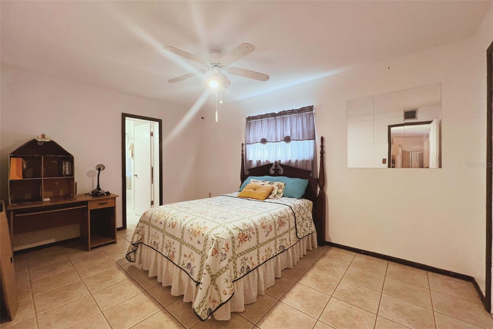 713 BEL AIR AVE, SUN CITY CENTER, FL, 33573