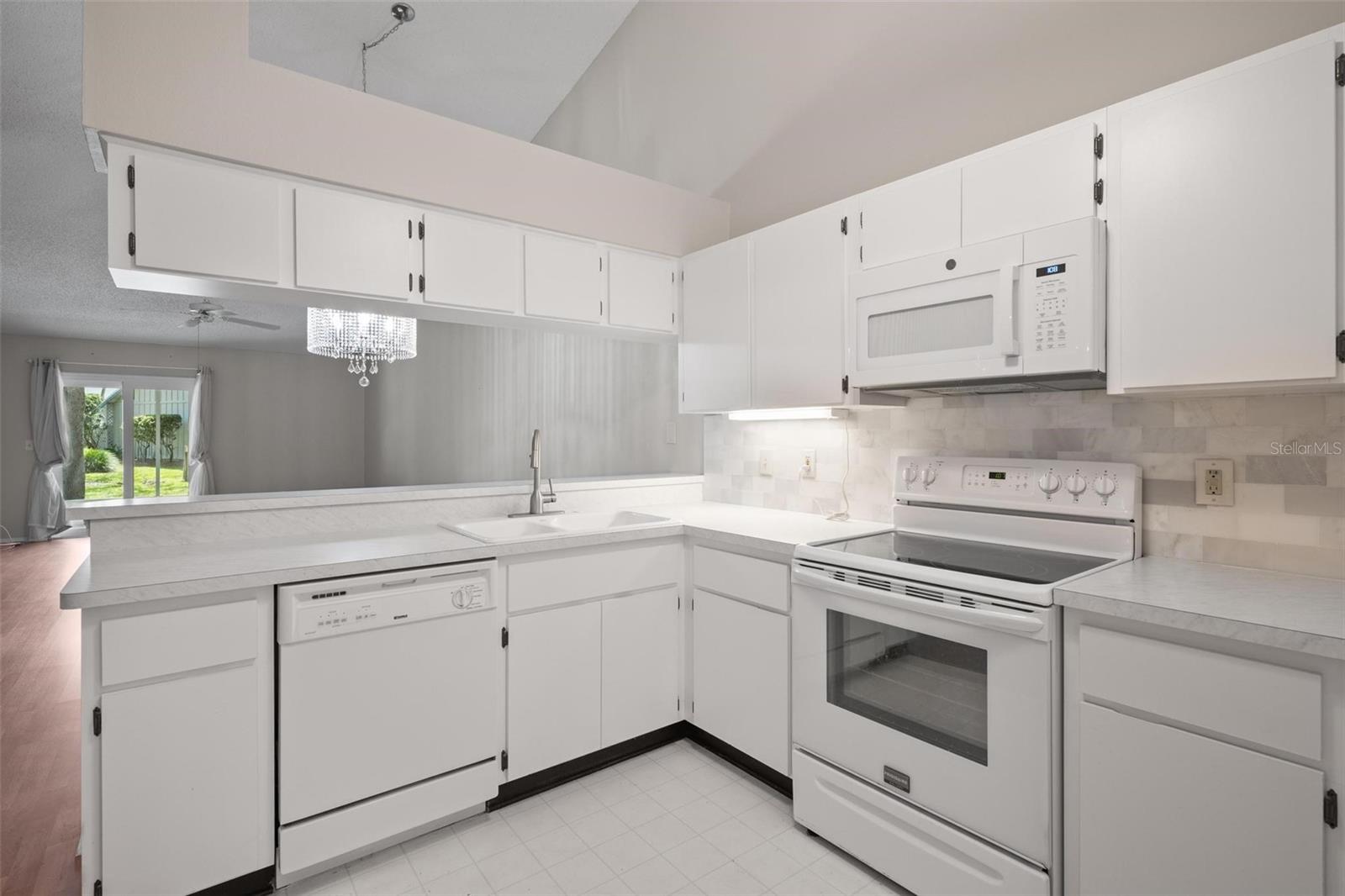 39650 US HIGHWAY 19 N #615, TARPON SPRINGS, FL, 34689