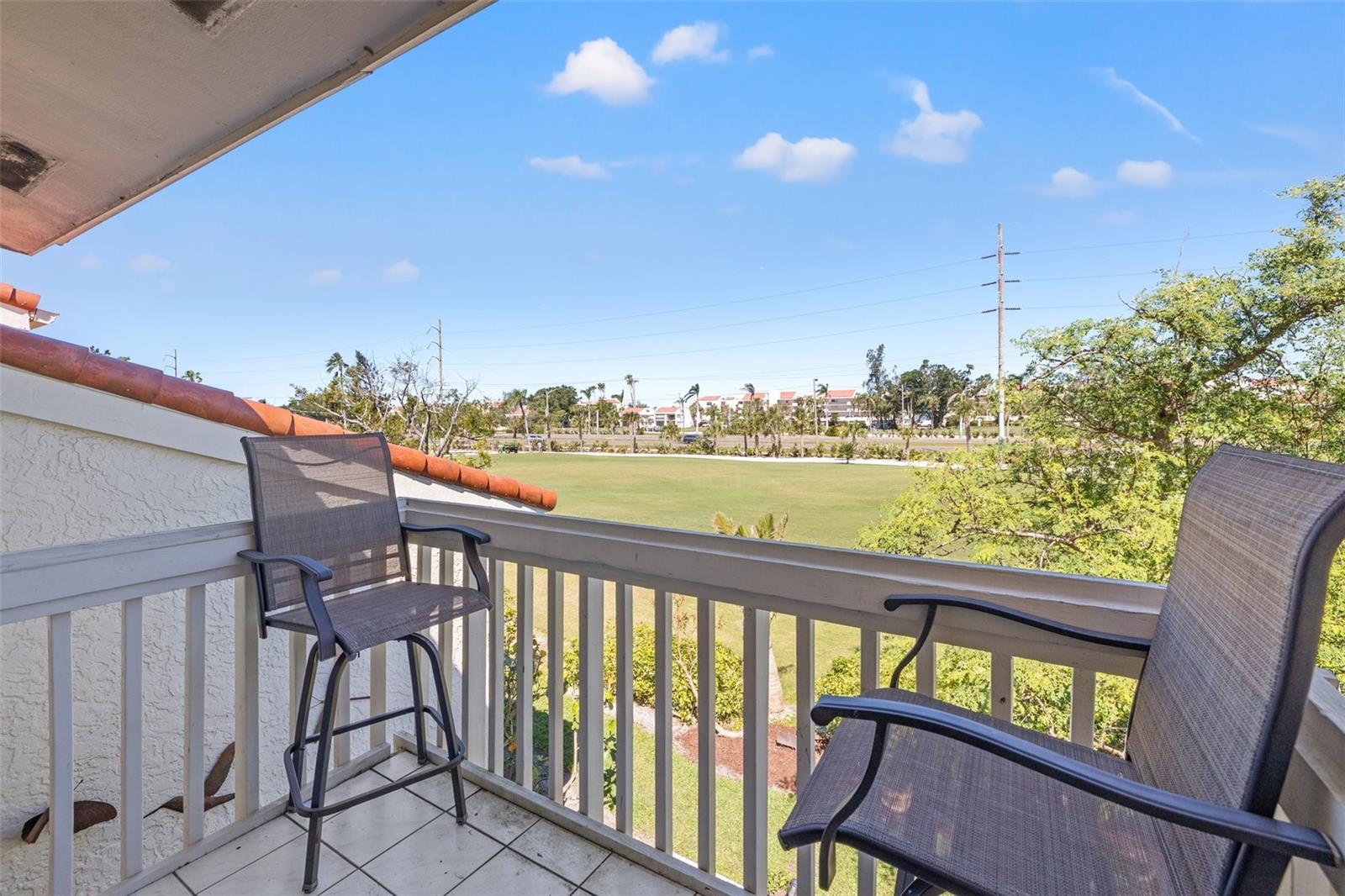5625 ESCONDIDA BLVD S, ST PETERSBURG, FL, 33715