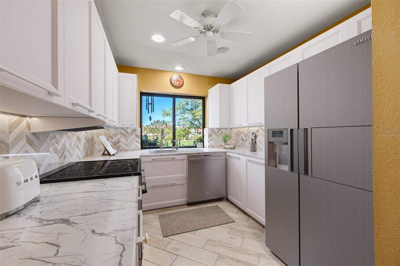 5625 ESCONDIDA BLVD S, ST PETERSBURG, FL, 33715