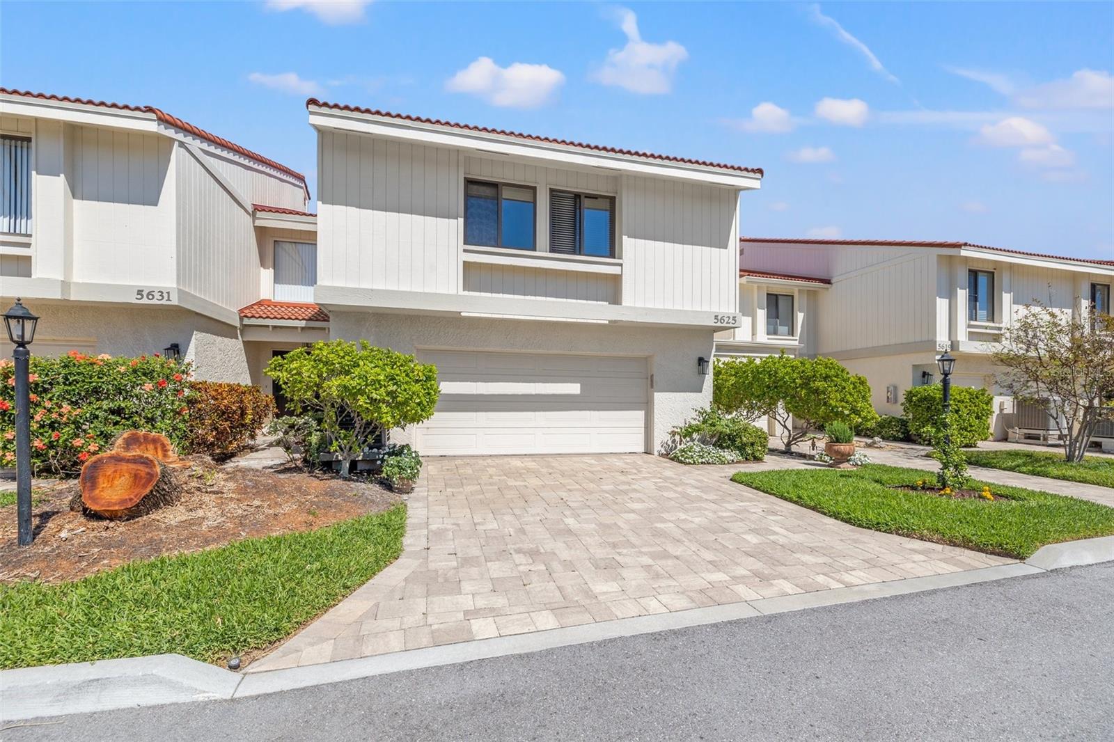 5625 ESCONDIDA BLVD S, ST PETERSBURG, FL, 33715