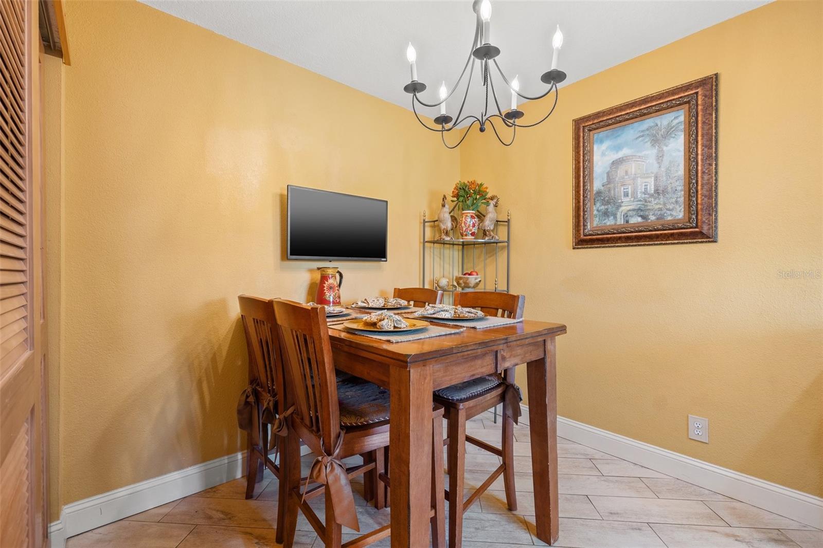 5625 ESCONDIDA BLVD S, ST PETERSBURG, FL, 33715