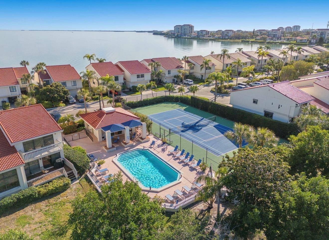 5625 ESCONDIDA BLVD S, ST PETERSBURG, FL, 33715