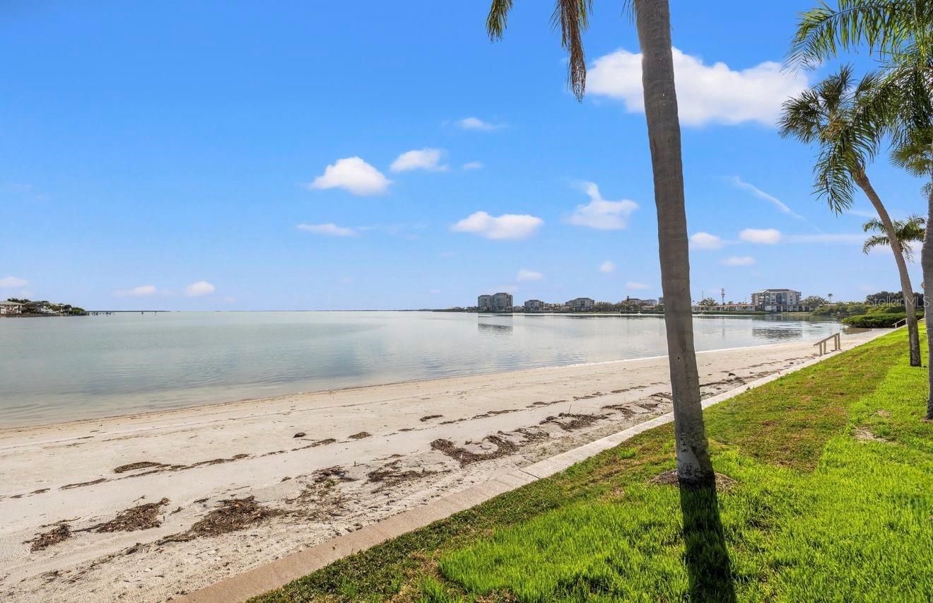 5625 ESCONDIDA BLVD S, ST PETERSBURG, FL, 33715