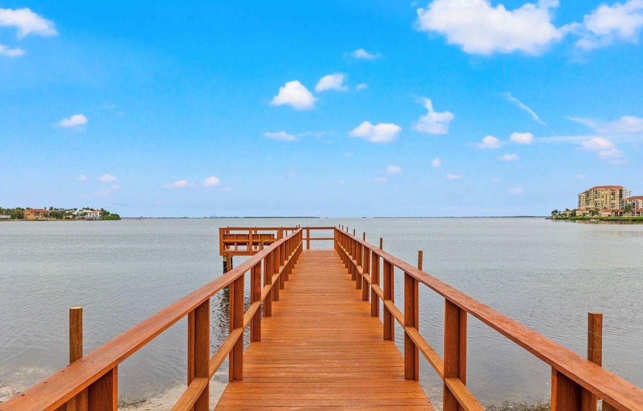 5625 ESCONDIDA BLVD S, ST PETERSBURG, FL, 33715