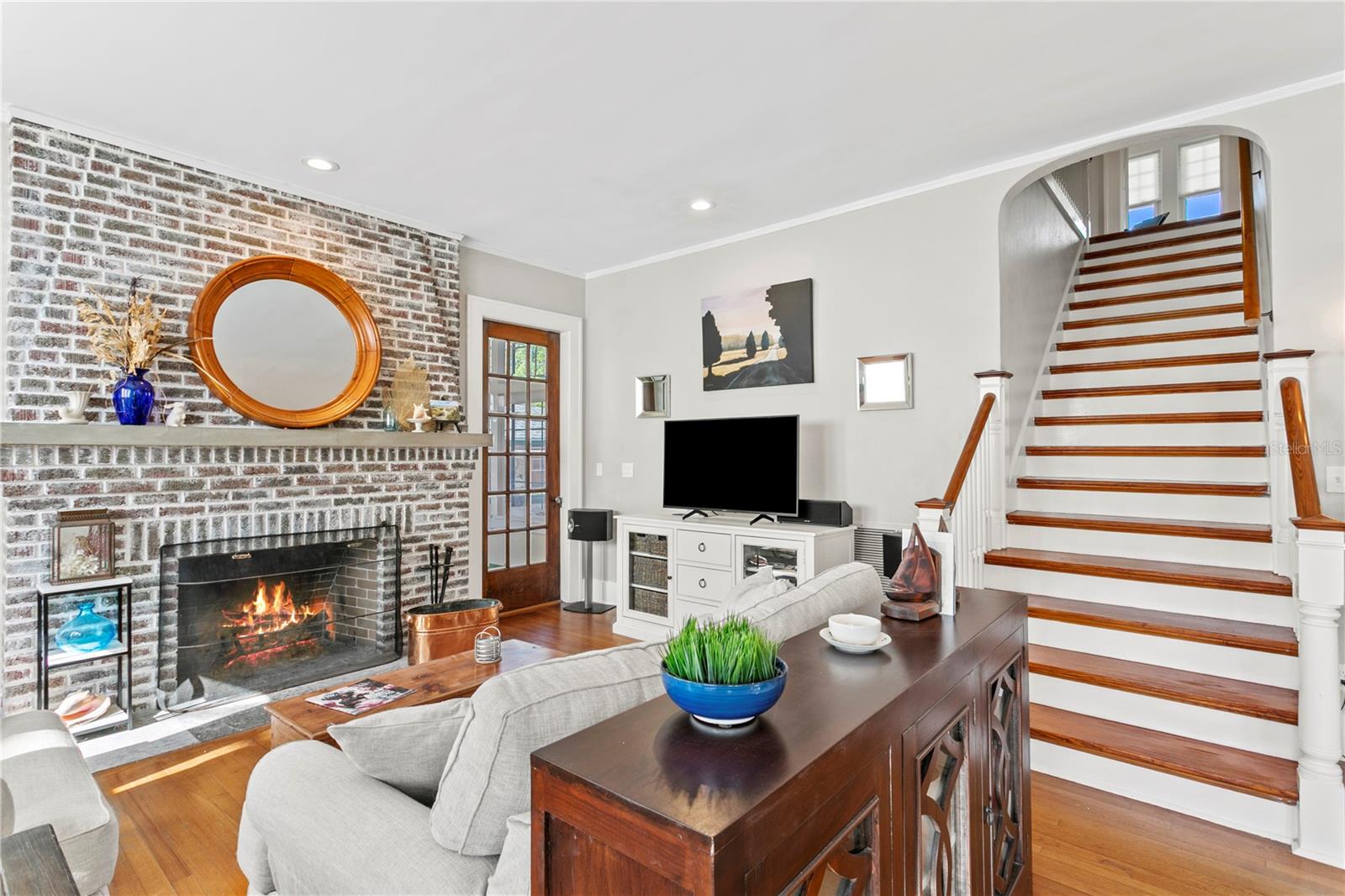 201 72ND ST N, ST PETERSBURG, FL, 33710