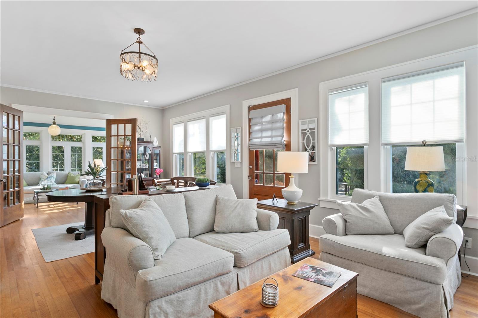 201 72ND ST N, ST PETERSBURG, FL, 33710