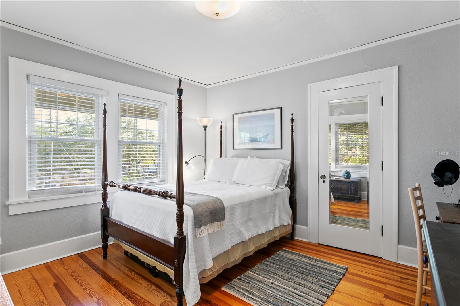 201 72ND ST N, ST PETERSBURG, FL, 33710