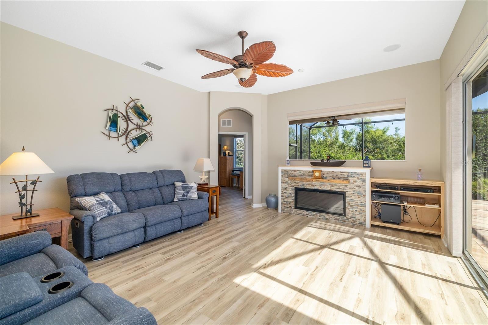 391 SNAPDRAGON LOOP, BRADENTON, FL, 34212