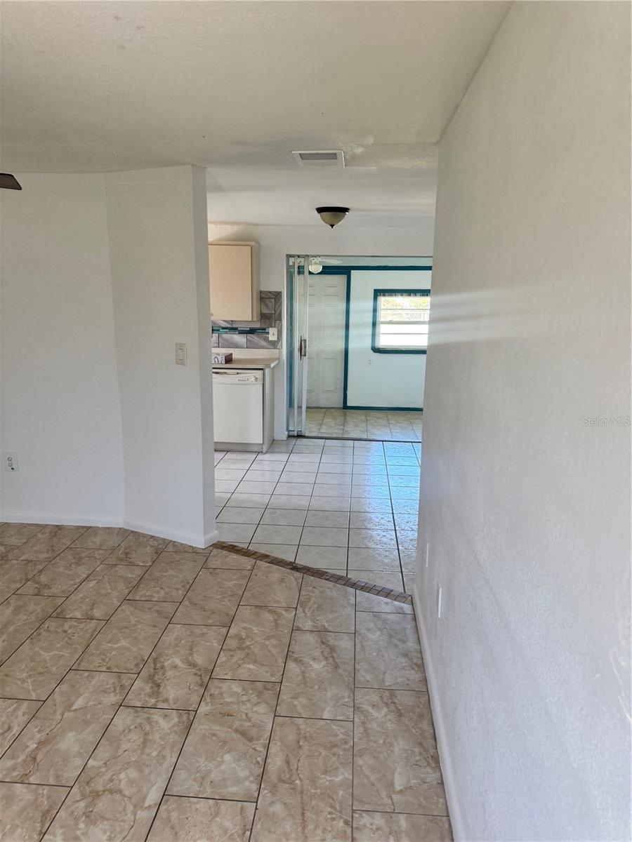 166 DARTMOUTH DR NW, PORT CHARLOTTE, FL, 33952