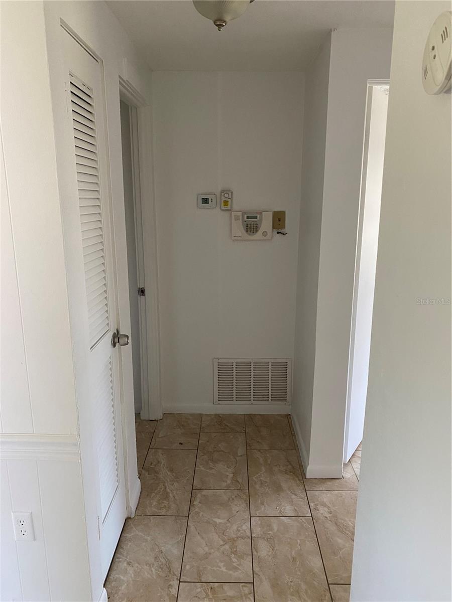 166 DARTMOUTH DR NW, PORT CHARLOTTE, FL, 33952