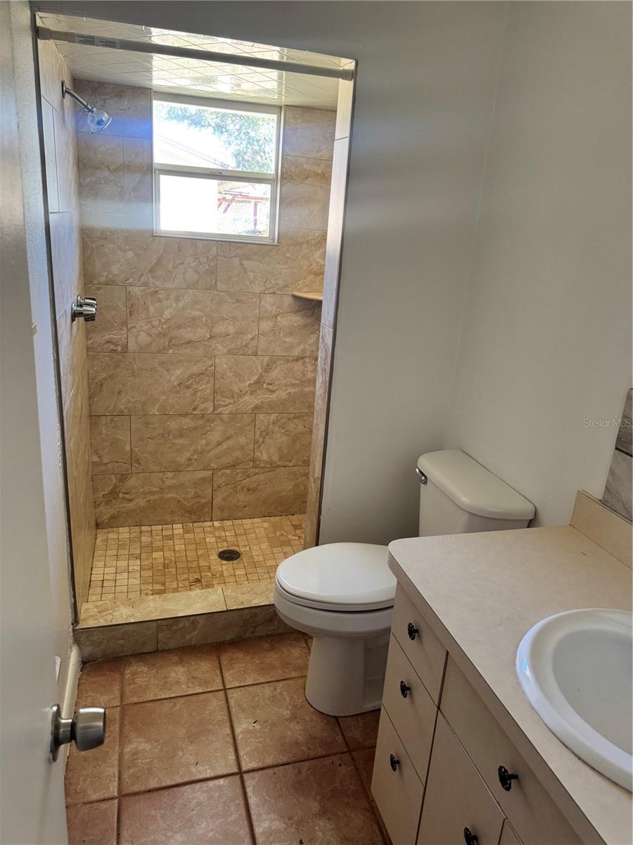 166 DARTMOUTH DR NW, PORT CHARLOTTE, FL, 33952