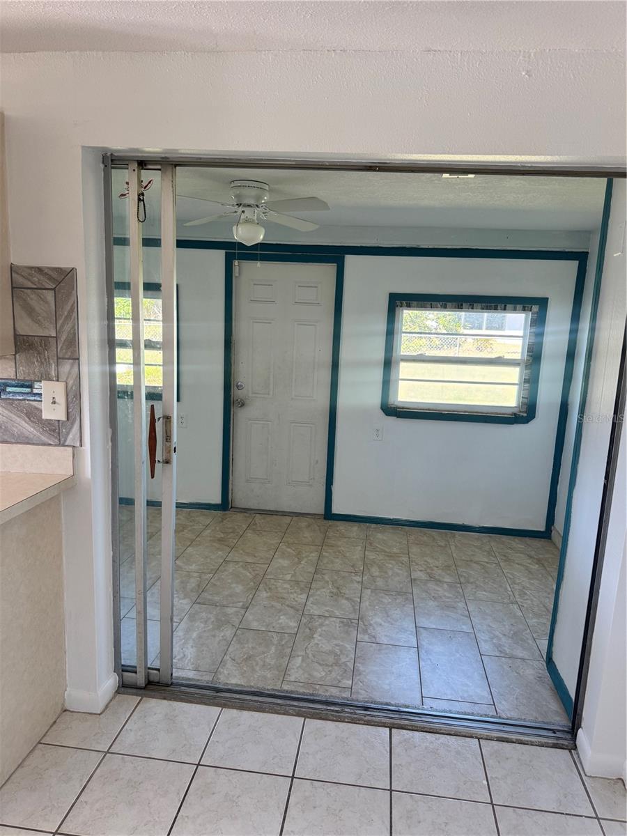 166 DARTMOUTH DR NW, PORT CHARLOTTE, FL, 33952