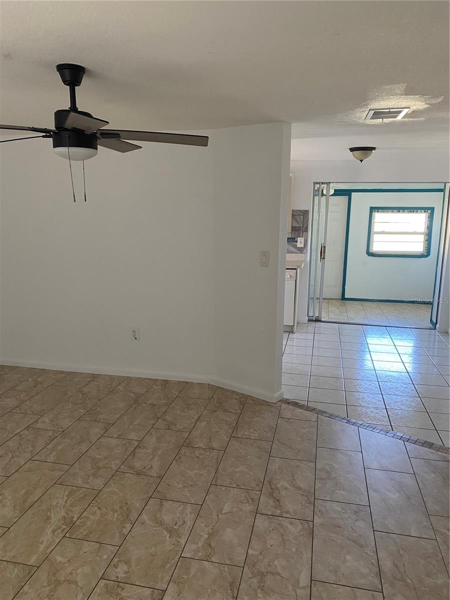 166 DARTMOUTH DR NW, PORT CHARLOTTE, FL, 33952