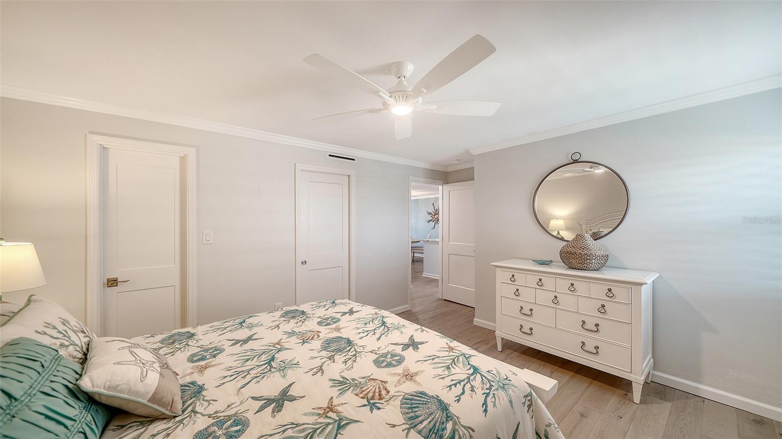 420 BEACH RD #502, SARASOTA, FL, 34242
