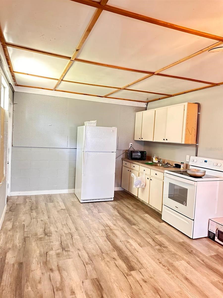 5562 S US 301, BUSHNELL, FL, 33513