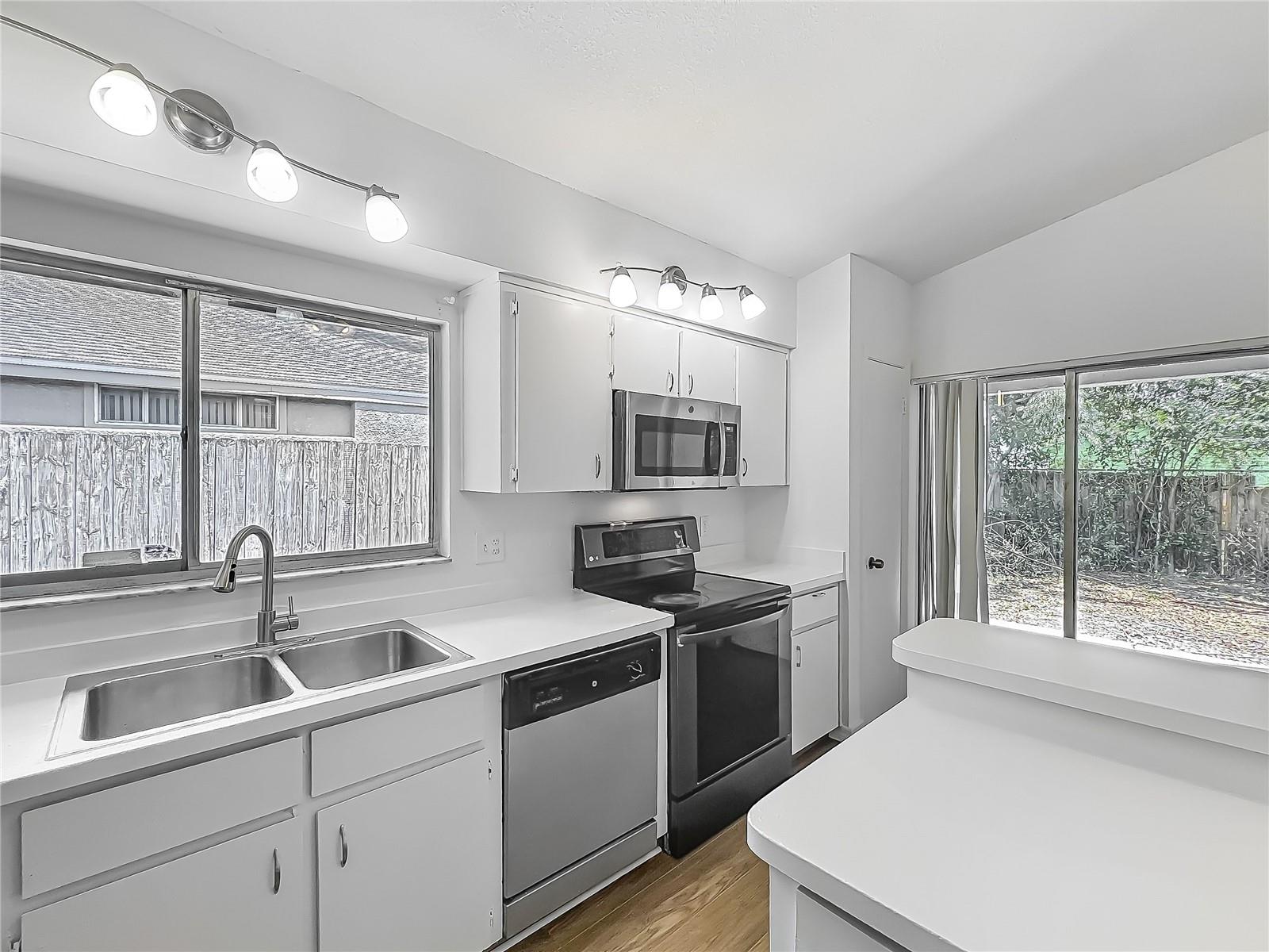 2253 ATRIUM CIR, ORLANDO, FL, 32808