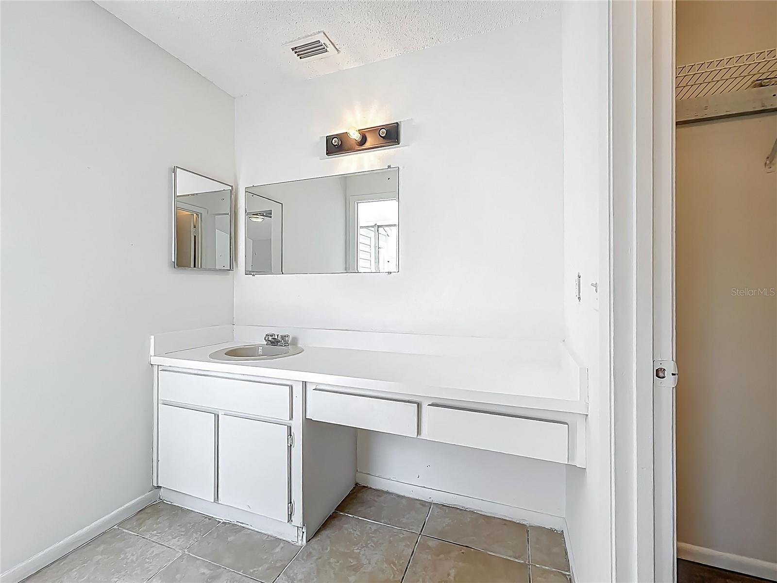 2253 ATRIUM CIR, ORLANDO, FL, 32808