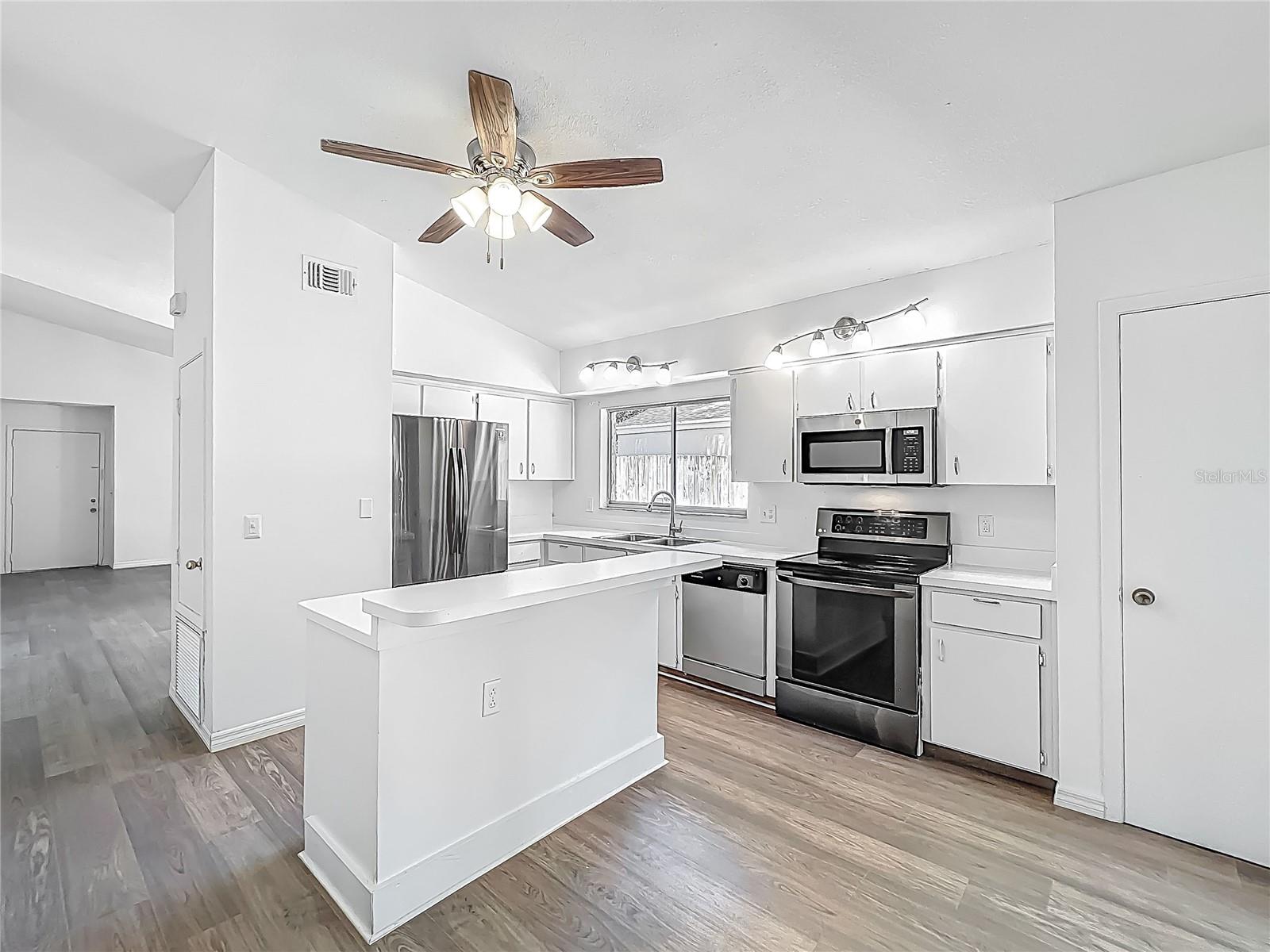 2253 ATRIUM CIR, ORLANDO, FL, 32808