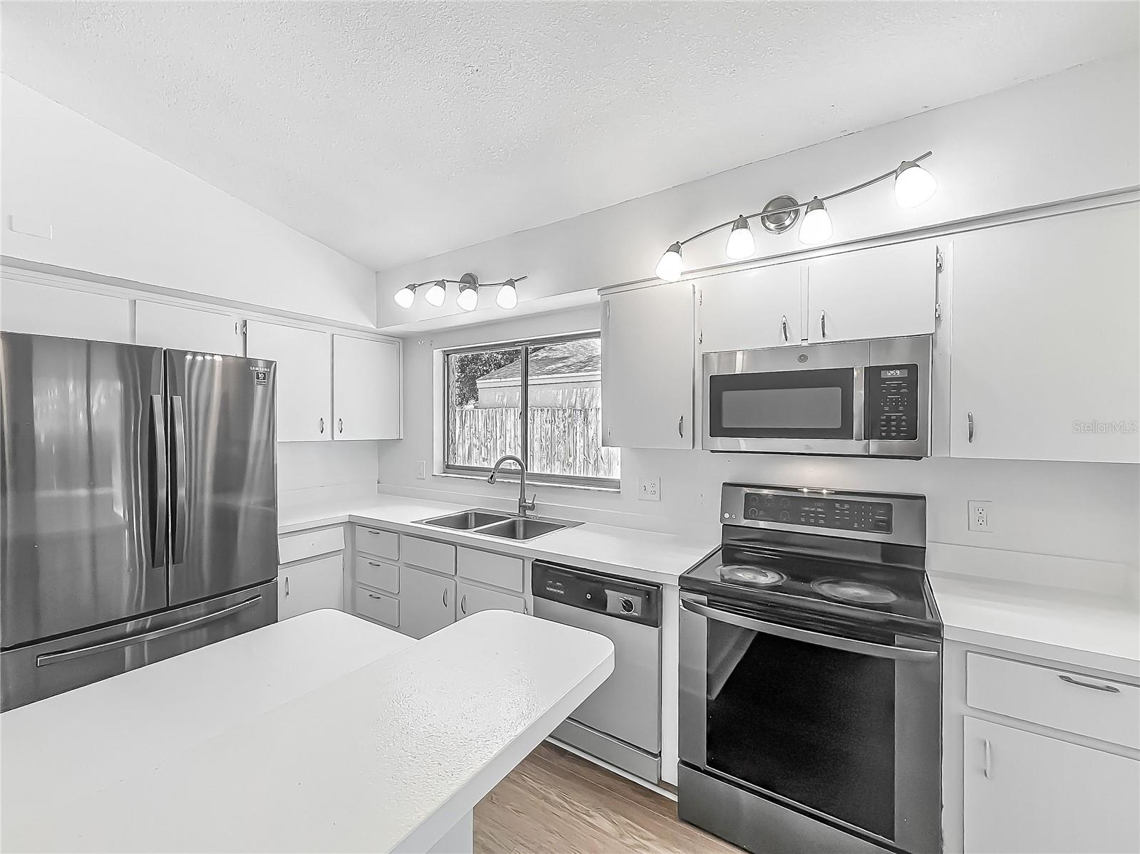 2253 ATRIUM CIR, ORLANDO, FL, 32808