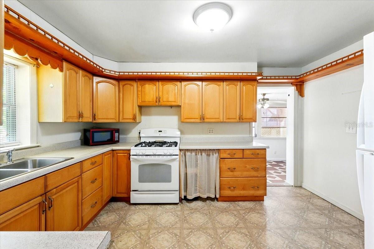 309 4TH ST S, DUNDEE, FL, 33838