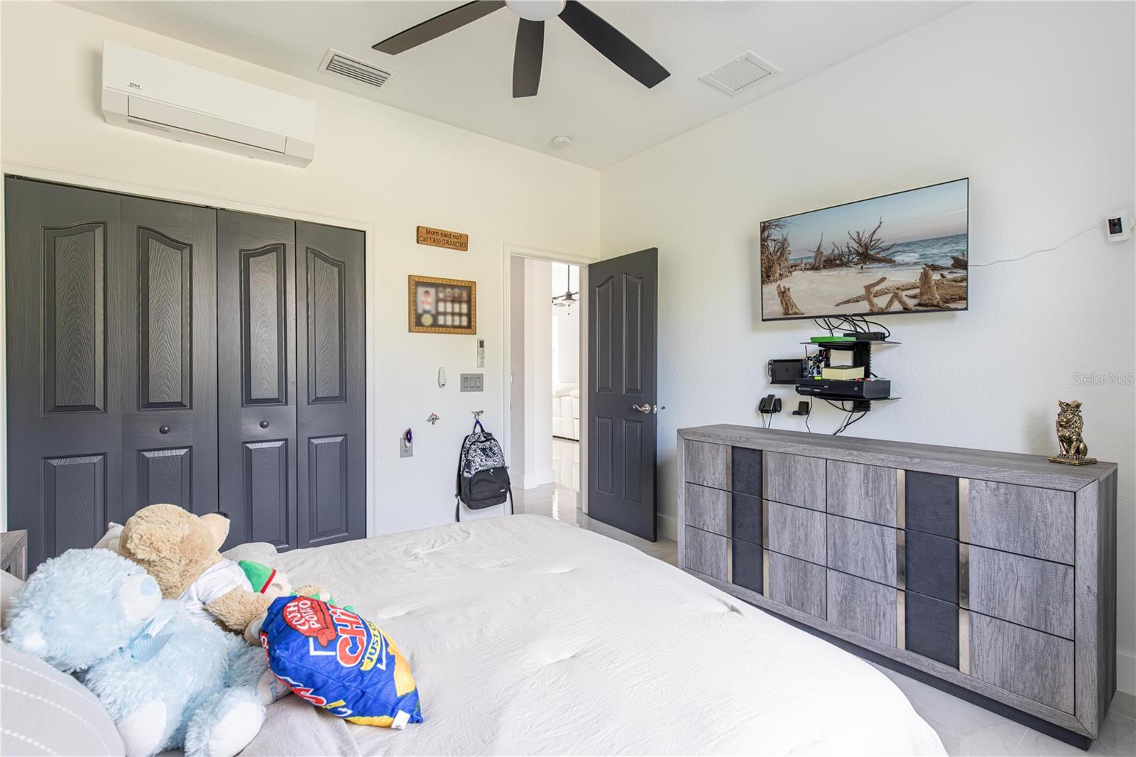 2592 COOLIDGE AVE, NORTH PORT, FL, 34286