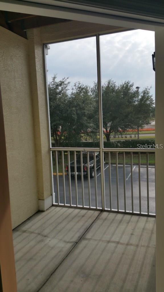 9404 CRESCENT LOOP #203, TAMPA, FL, 33619