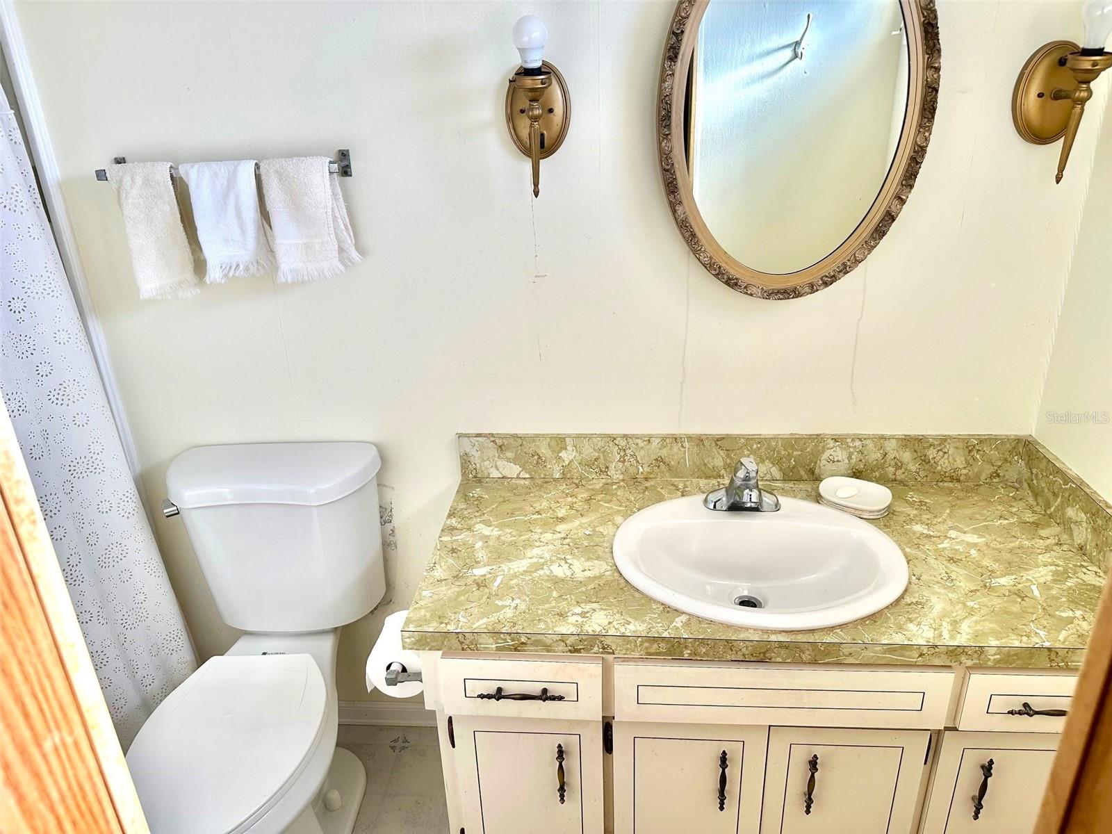 TB8363648 Property Photo