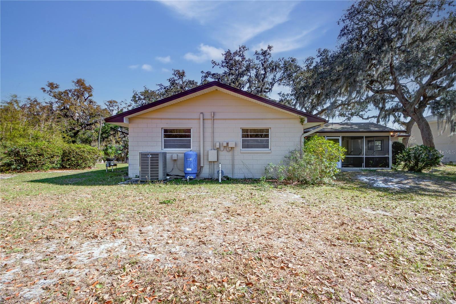 120 LAKE DR, OVIEDO, FL, 32765