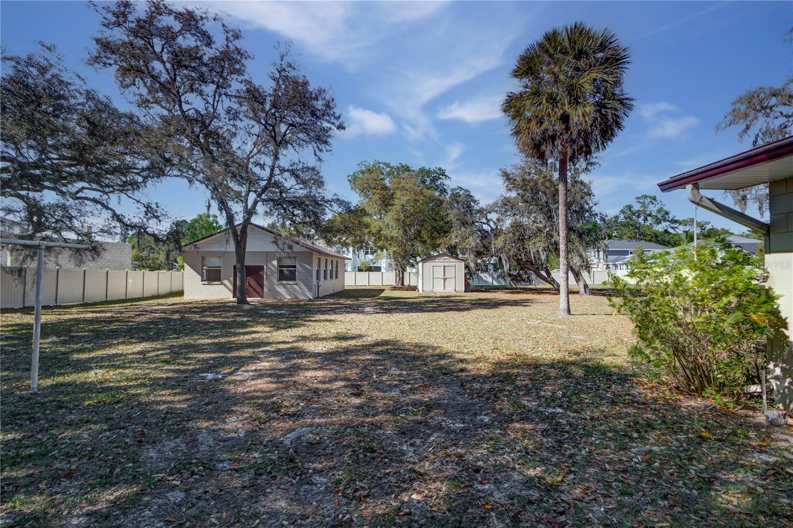 120 LAKE DR, OVIEDO, FL, 32765