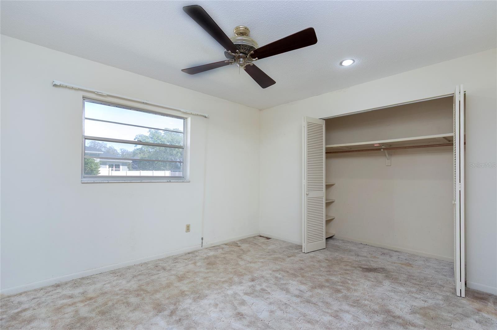 120 LAKE DR, OVIEDO, FL, 32765