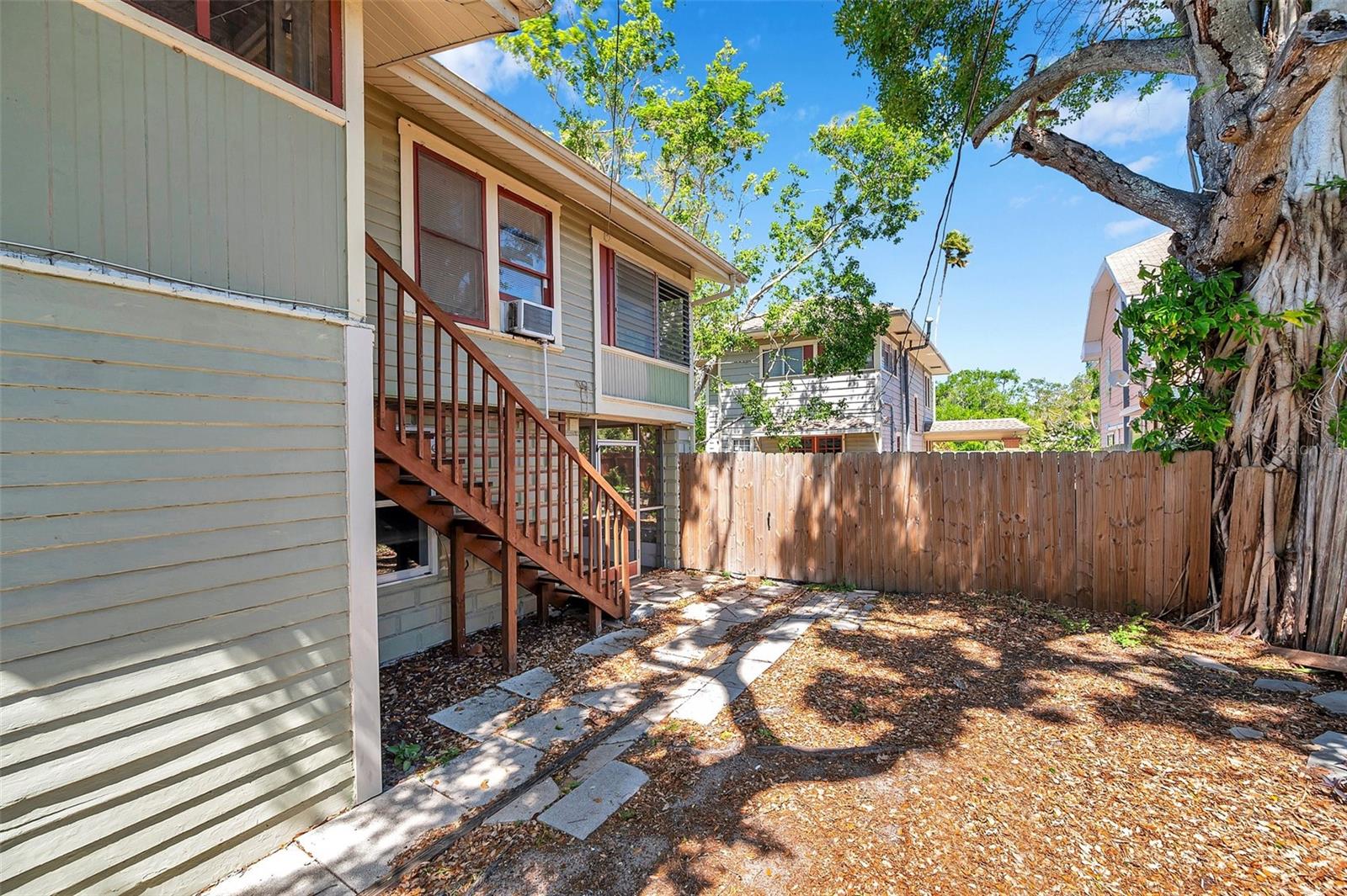 148 19TH AVE SE, ST PETERSBURG, FL, 33705
