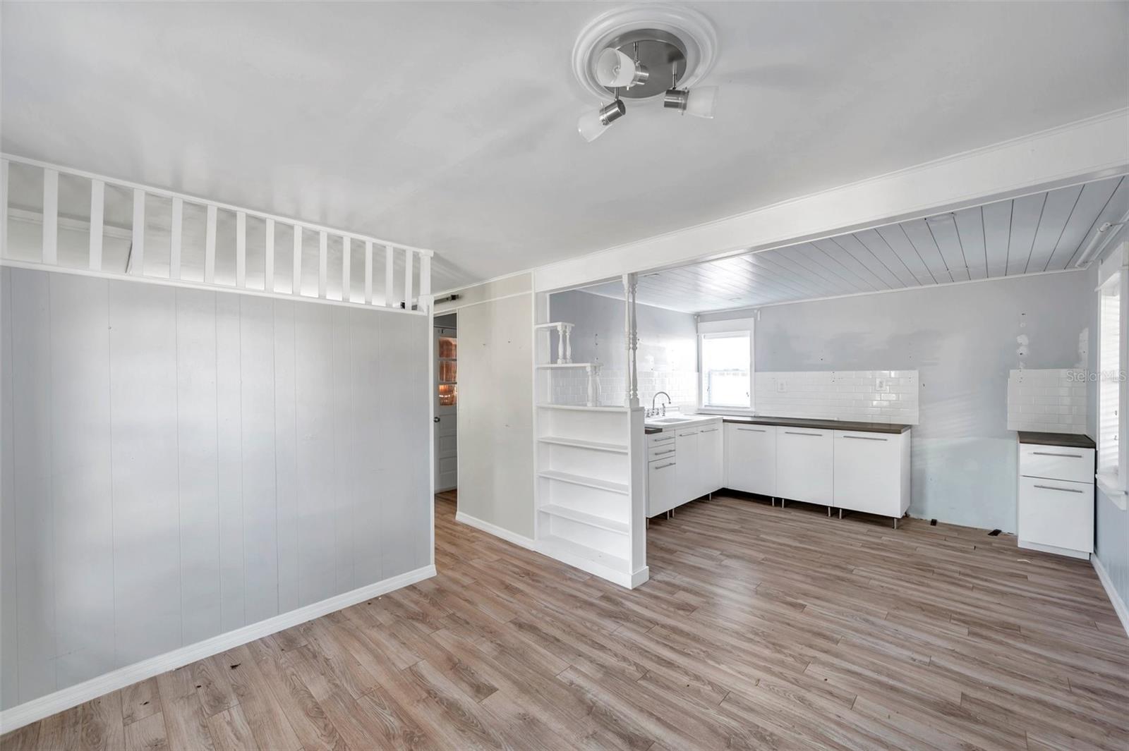148 19TH AVE SE, ST PETERSBURG, FL, 33705