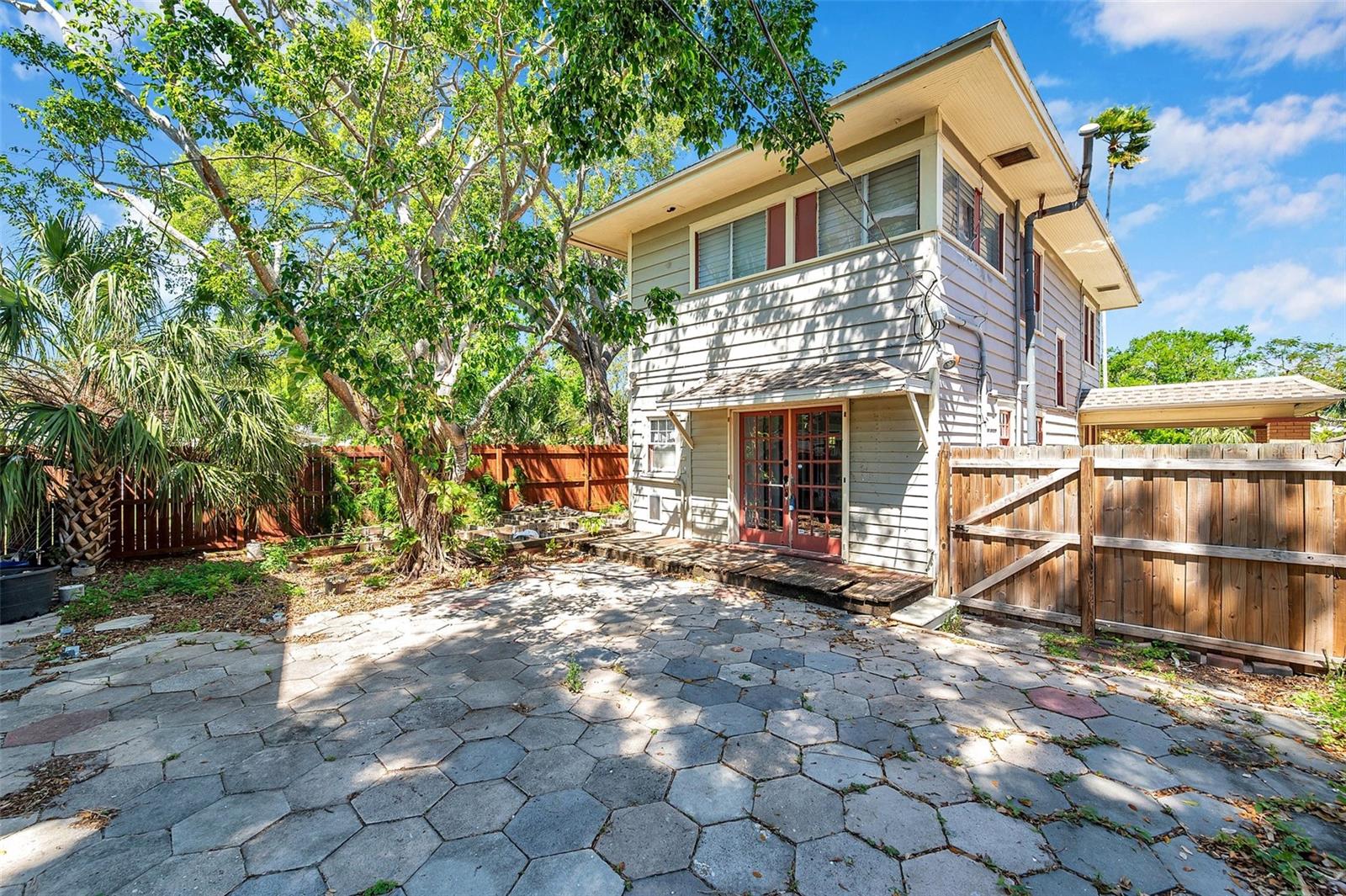 148 19TH AVE SE, ST PETERSBURG, FL, 33705