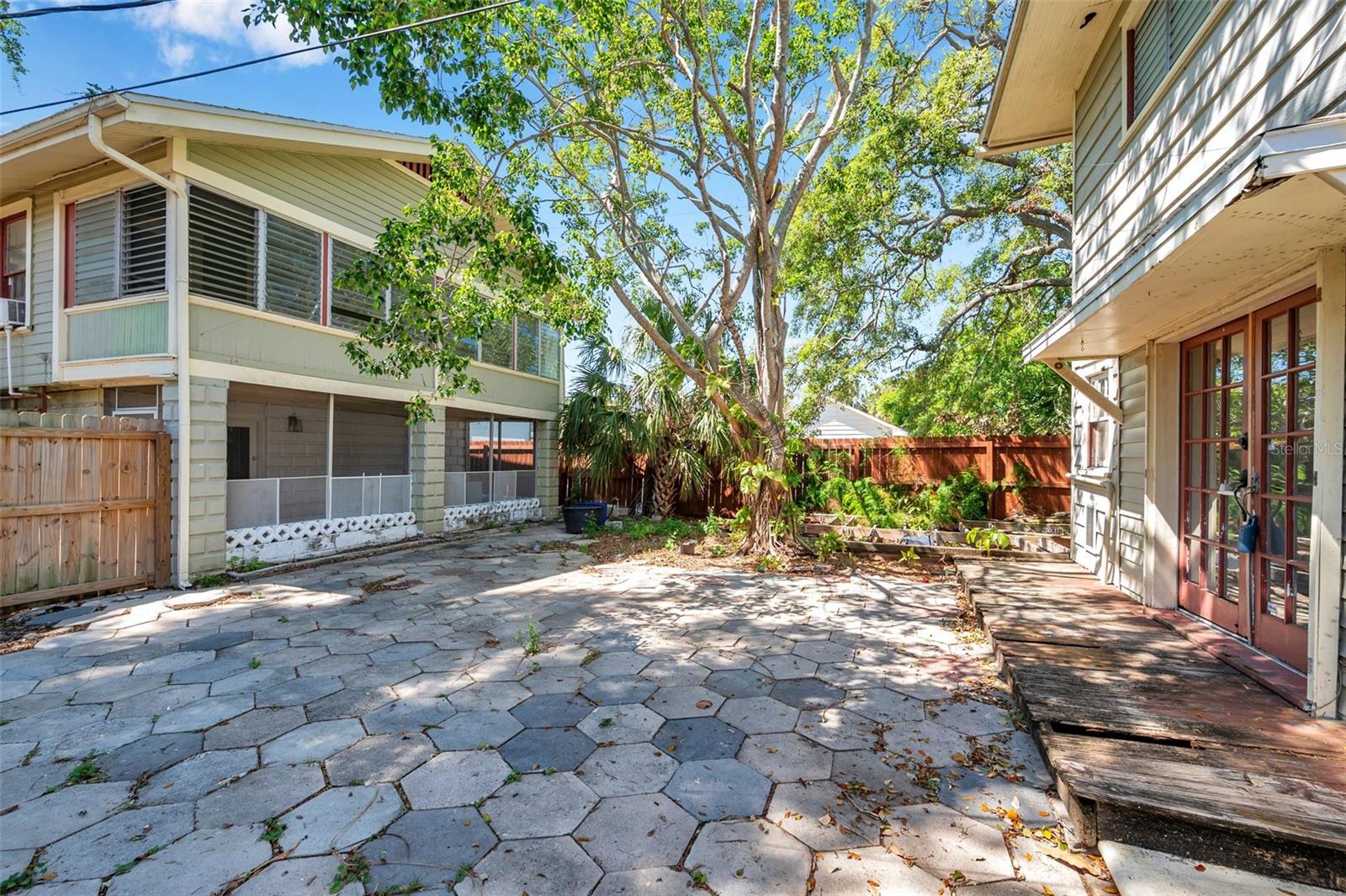 148 19TH AVE SE, ST PETERSBURG, FL, 33705