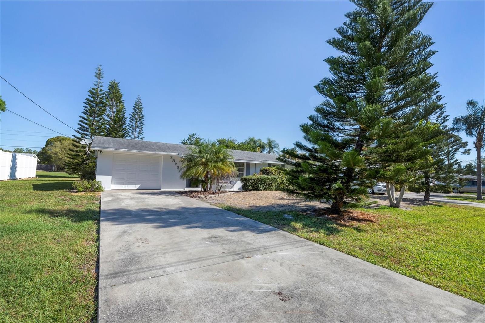 2323 DOUD ST, SARASOTA, FL, 34231