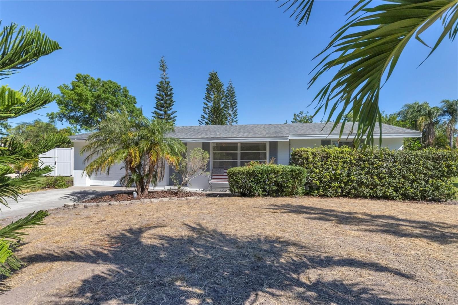 2323 DOUD ST, SARASOTA, FL, 34231
