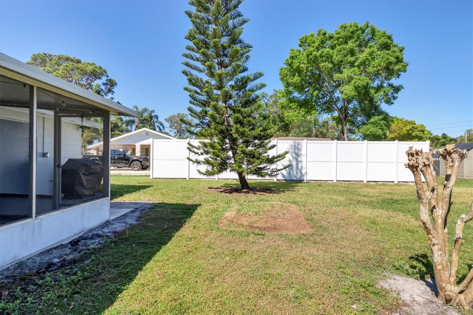 2323 DOUD ST, SARASOTA, FL, 34231