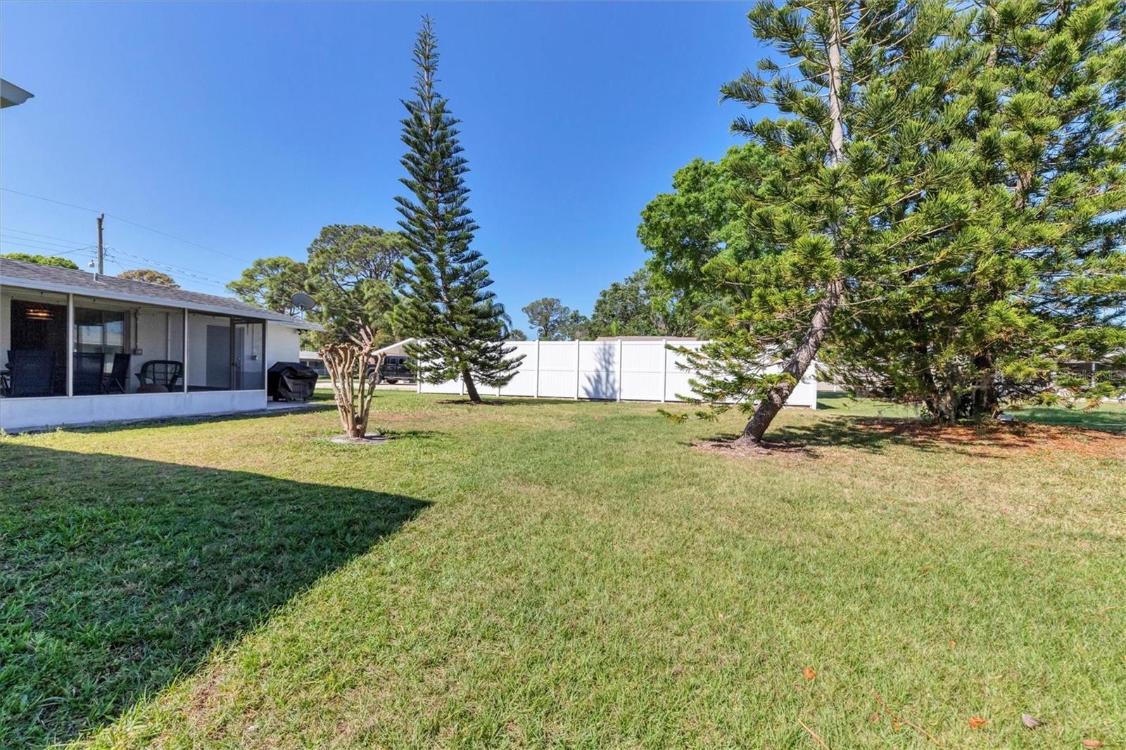 2323 DOUD ST, SARASOTA, FL, 34231
