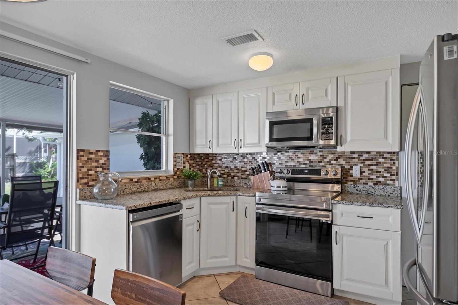 2323 DOUD ST, SARASOTA, FL, 34231