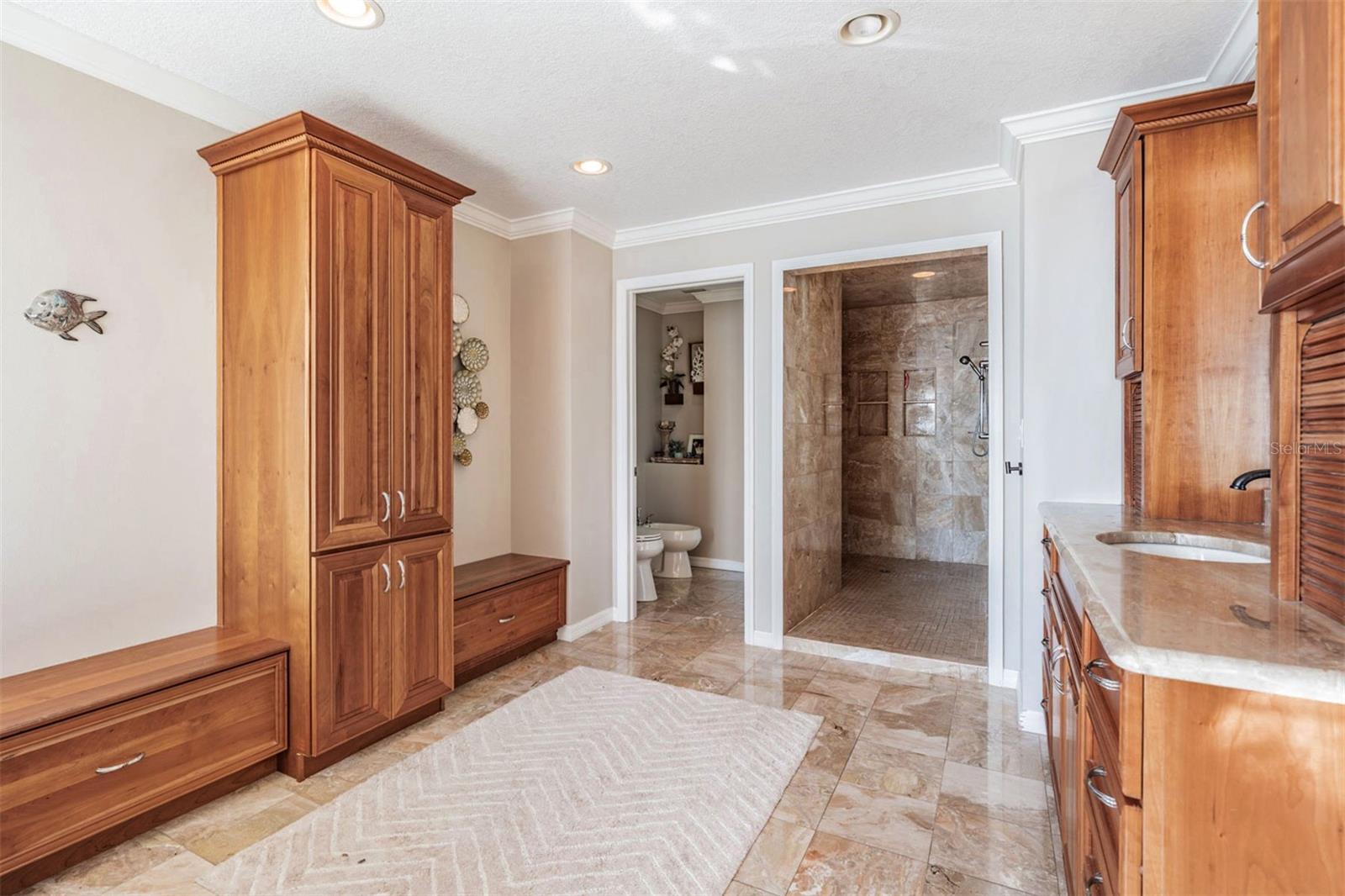 200 DRIFTWOOD DR W, PALM HARBOR, FL, 34683