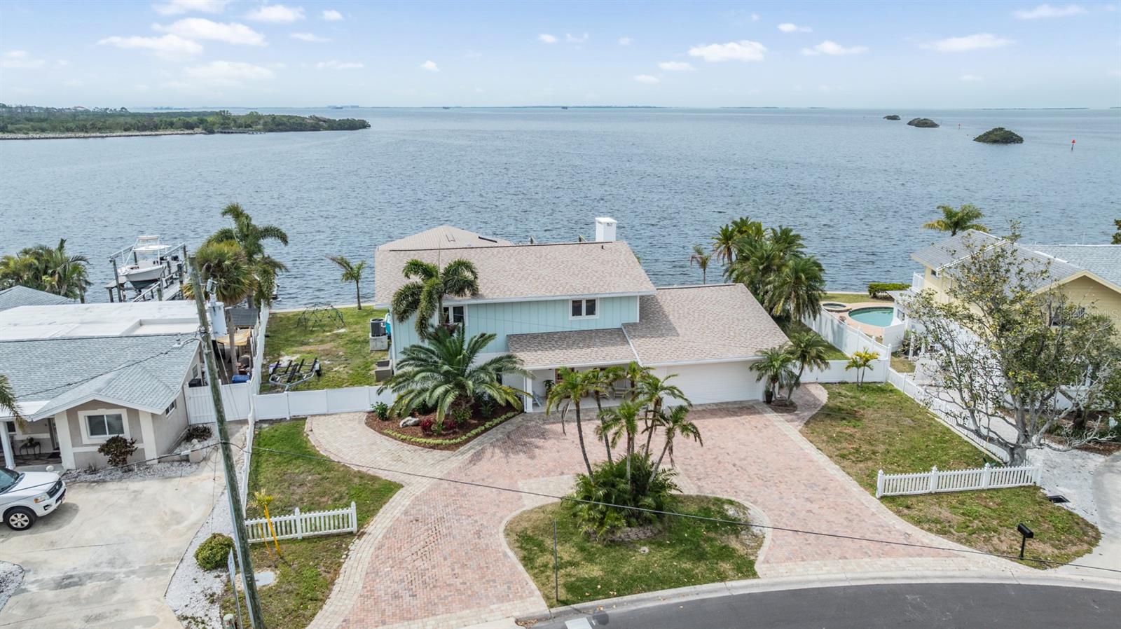 200 DRIFTWOOD DR W, PALM HARBOR, FL, 34683