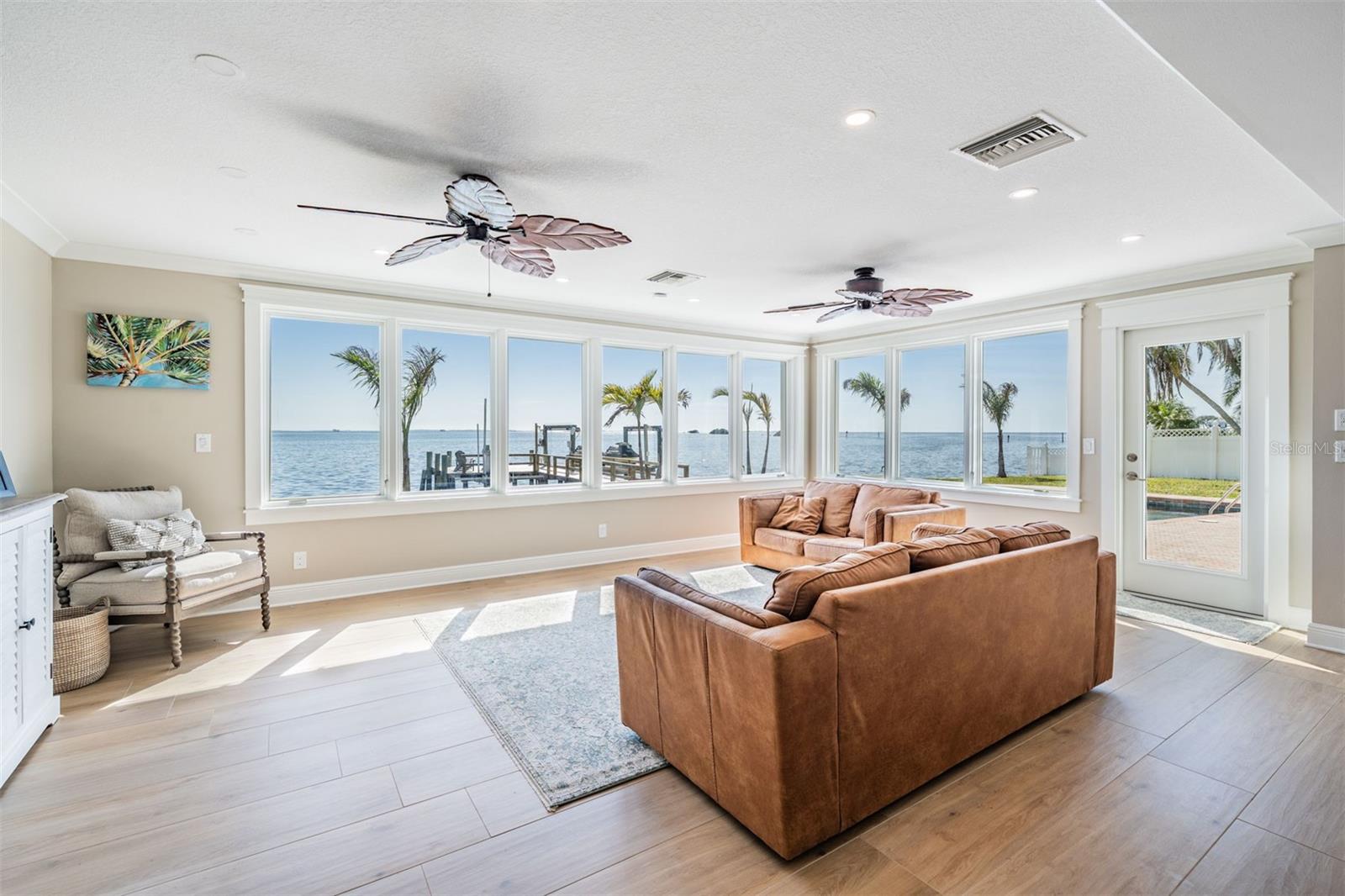 200 DRIFTWOOD DR W, PALM HARBOR, FL, 34683